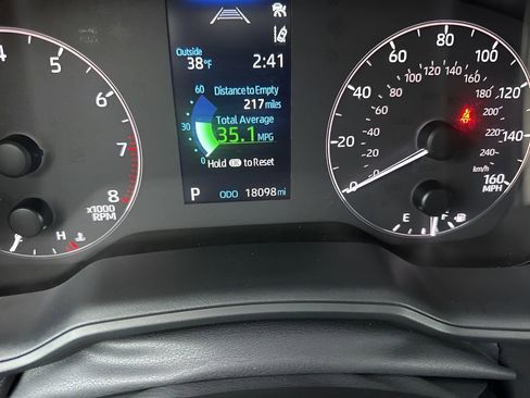 Used 2025 Toyota Corolla LE image 19