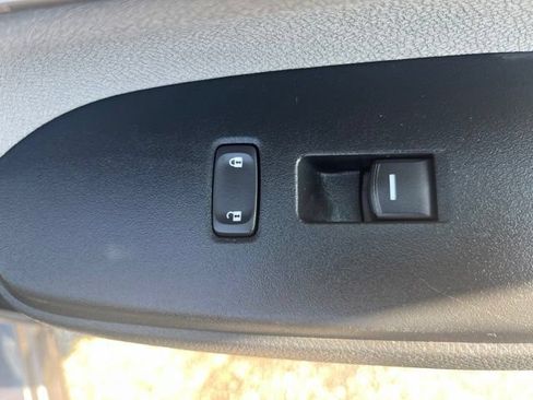 Used 2018 Honda CR-V EX image 40