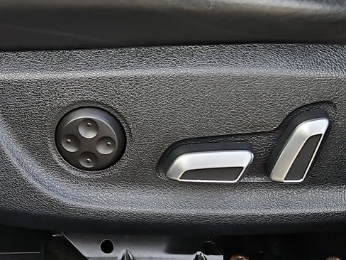 Used 2018 Audi RS 7 w/ Driver Assistance Package image 26