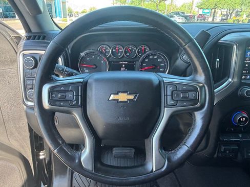 Used 2021 Chevrolet Silverado 2500 LTZ AWD/4WD image 11