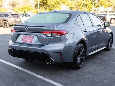 Used 2026 Toyota Corolla SE w/ SE Package FWD image 5