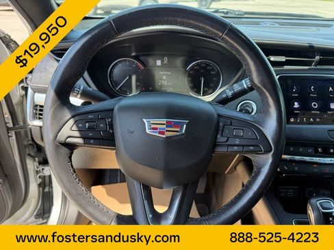 Used 2019 Cadillac XT4 Premium Luxury AWD/4WD image 10