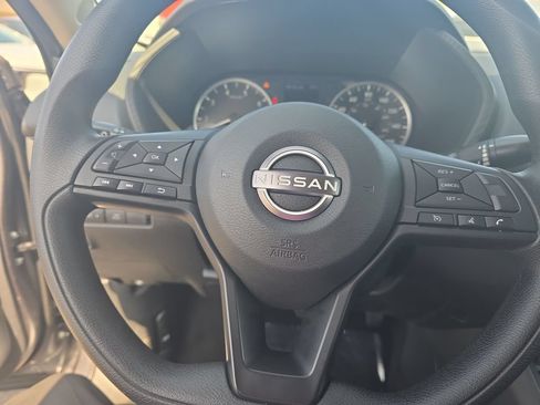 Used 2025 Nissan Sentra S FWD image 13