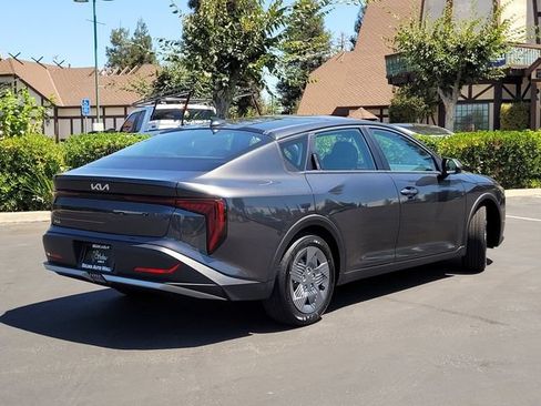New 2026 Kia K4 FWD image 4