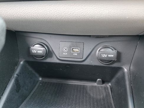 Used 2020 Hyundai Tucson SE image 32