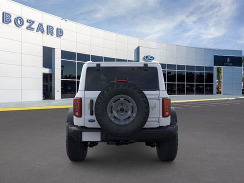 New 2025 Ford Bronco Badlands image 5
