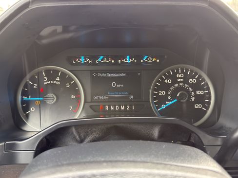 Used 2015 Ford F150 XLT w/ Equipment Group 301A Mid image 21