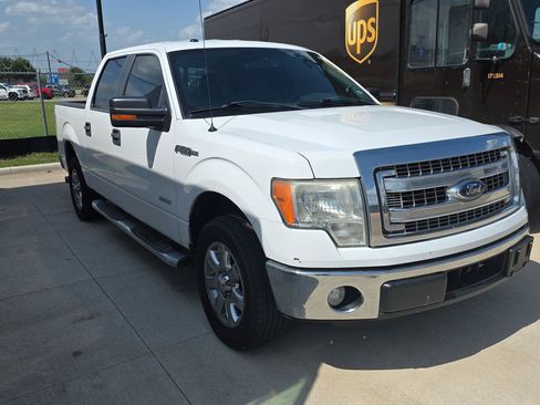 Used 2014 Ford F150 XLT w/ Equipment Group 302A Luxury RWD image 8