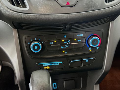 Used 2017 Ford Escape S FWD image 21