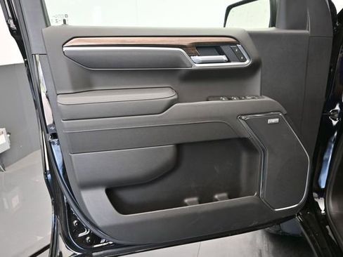 New 2026 Chevrolet Silverado 1500 RST w/ Safety Package AWD/4WD image 17
