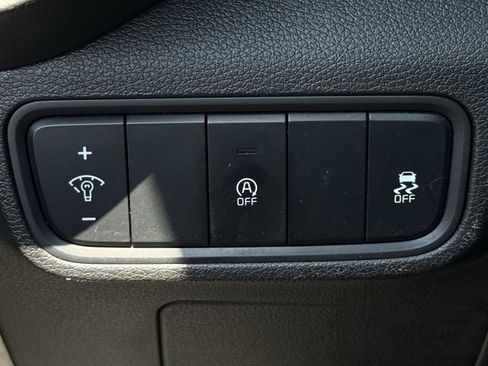 Used 2021 Kia Soul LX FWD image 21