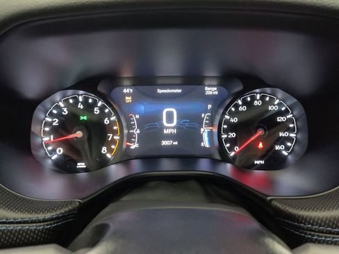 Used 2025 Jeep Compass Latitude w/ Altitude Special Edition image 17