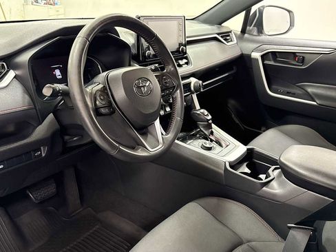 Certified 2021 Toyota RAV4 SE image 13
