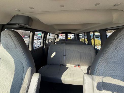 Used 2023 Chevrolet Express 3500 LS image 19