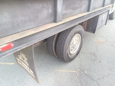 Used 1998 Chevrolet Silverado 3500 2WD Regular Cab w/ Comfort & Convenience Pkg image 6