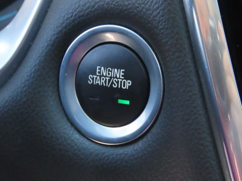 Used 2018 Chevrolet Traverse Premier w/ Redline Edition FWD image 31