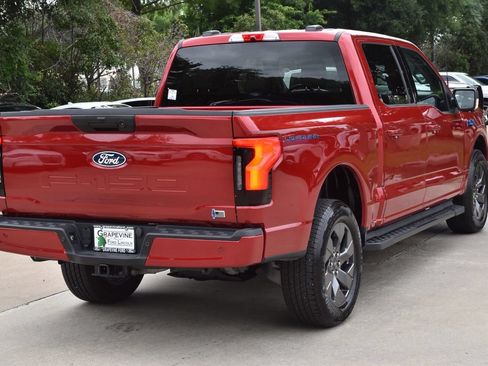 Certified 2025 Ford F150 Lightning Flash AWD/4WD image 8