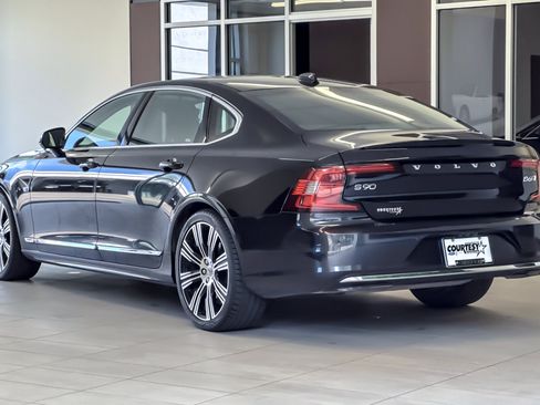 Used 2023 Volvo S90 B6 Plus w/ Protection Package Premier AWD/4WD image 6