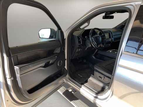 Used 2020 Ford Expedition Max Limited AWD/4WD image 14