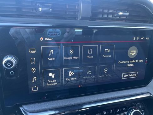 Used 2025 GMC Sierra 3500 AT4 w/ Technology Package image 16