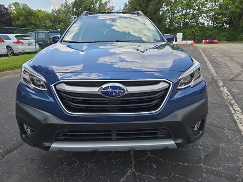 Used 2020 Subaru Outback Limited AWD/4WD image 4