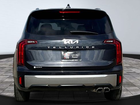 Used 2025 Kia Telluride S FWD image 6