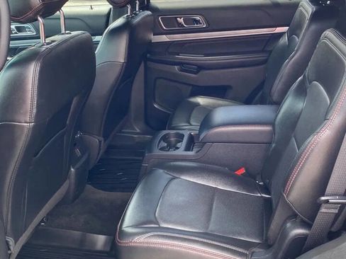 Used 2017 Ford Explorer Sport image 25