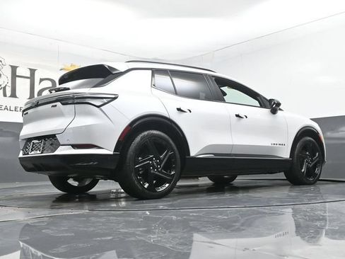 Used 2025 Chevrolet Equinox EV RS w/ Active Safety Package 3 FWD image 33