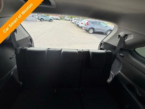 Used 2017 Toyota Highlander LE AWD/4WD image 30