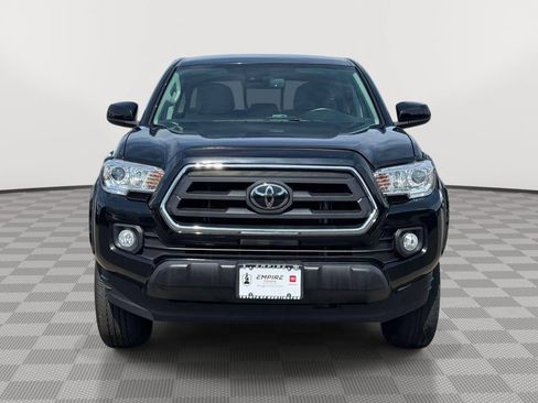Used 2022 Toyota Tacoma SR5 AWD/4WD image 2