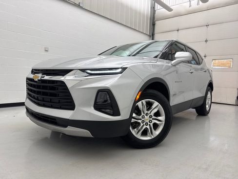 Used 2022 Chevrolet Blazer LT FWD image 3