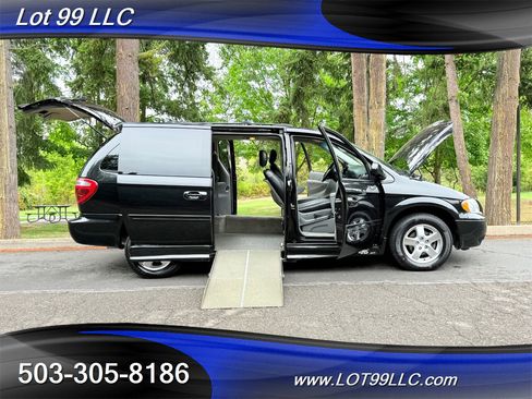 Used 2005 Dodge Grand Caravan SXT image 49