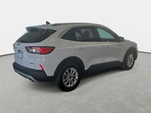Used 2021 Ford Escape SE w/ Cold Weather Package AWD/4WD image 5