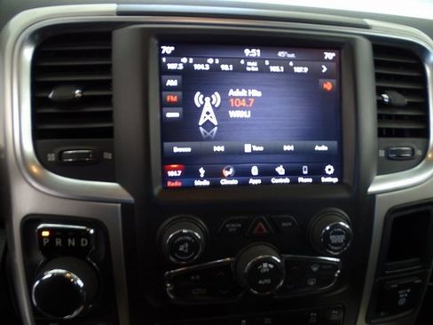 Used 2019 RAM 1500 Big Horn image 12
