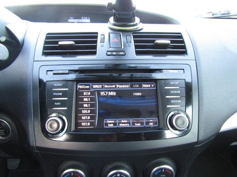 Used 2013 MAZDA MAZDA3 i Grand Touring w/ Tech Pkg image 27