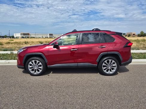 Used 2019 Toyota RAV4 Limited w/ Cold Weather Package AWD/4WD image 2