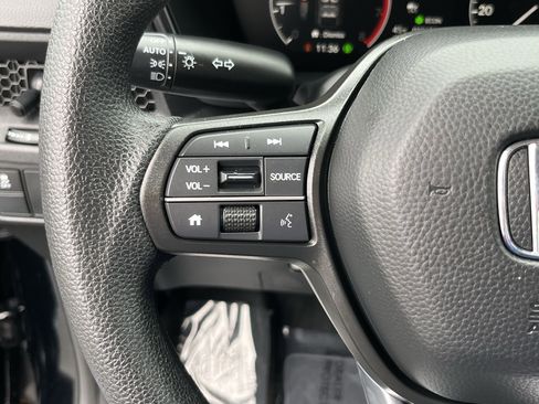 Used 2025 Honda CR-V LX image 19