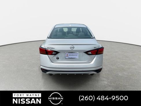 Used 2024 Nissan Altima 2.5 SV w/ SV Premium Package FWD image 7
