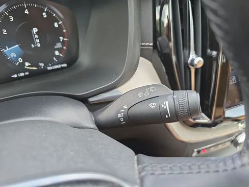 Used 2020 Volvo XC60 T5 Inscription AWD/4WD image 23