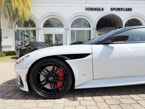 Used 2020 Aston Martin DBS Superleggera RWD image 25