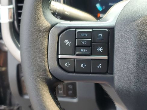 Used 2025 Ford F350 Lariat w/ Lariat Ultimate Package AWD/4WD image 16
