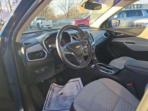 Used 2019 Chevrolet Equinox LT image 4