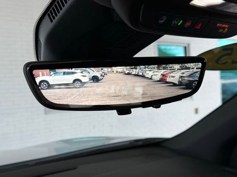 Used 2025 Chevrolet Equinox LT w/ Convenience Package II AWD/4WD image 37