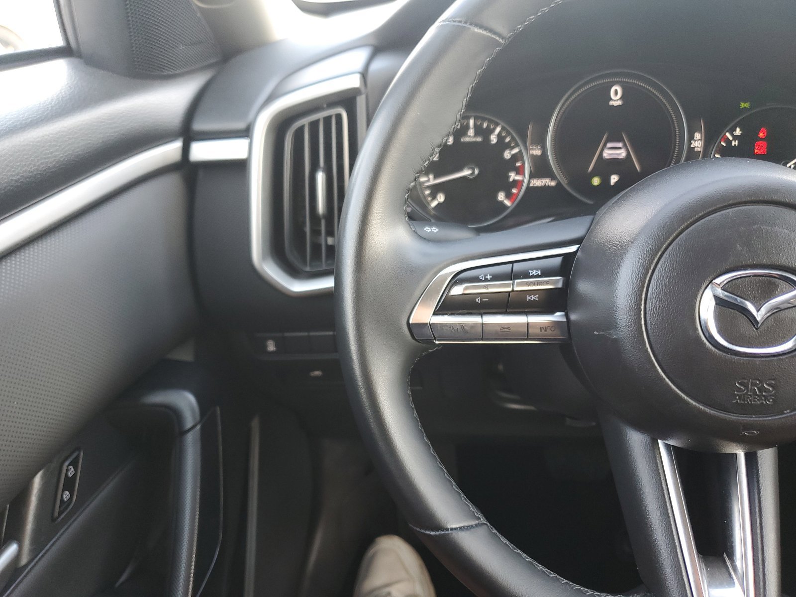 Certified 2025 MAZDA CX-50 AWD 2.5 S w/ Preferred Package image 18
