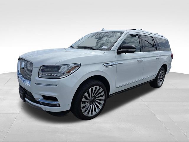Used 2021 Lincoln Navigator L Reserve w/ Luxury Package AWD/4WD image 5