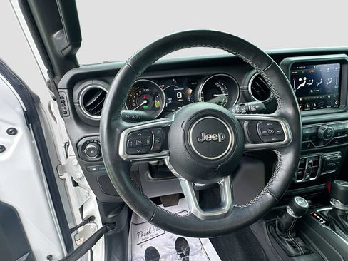 Used 2023 Jeep Wrangler Unlimited Sahara w/ Cold Weather Group AWD/4WD image 12
