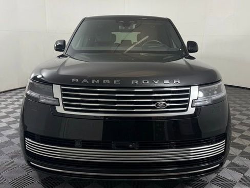 Certified 2025 Land Rover Range Rover SV image 11
