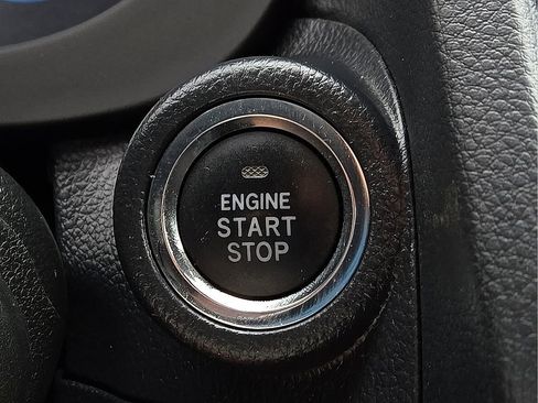 Used 2017 Subaru Forester 2.5i Touring image 16