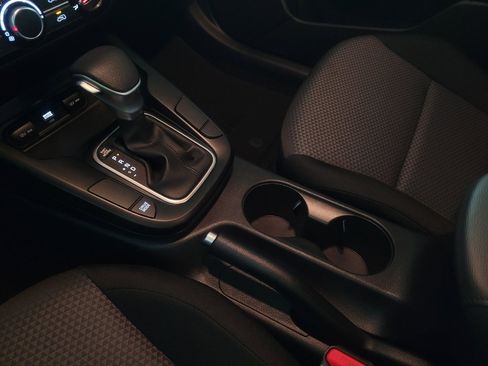 Used 2025 Kia Soul LX image 26