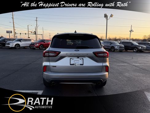 Used 2023 Ford Escape ST-Line w/ Cold Weather Package image 8